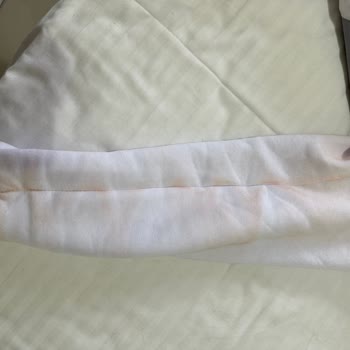 Slazenger Yeni Aldığım Montumun Boyası Her Yere Bulaştı