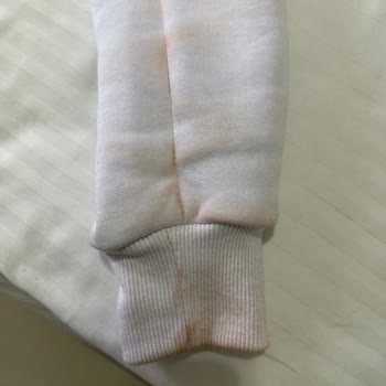 Slazenger Yeni Aldığım Montumun Boyası Her Yere Bulaştı