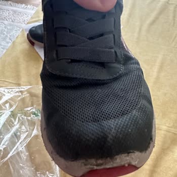 Skechers 2 Ayda Çöp Olan Ayakkabı