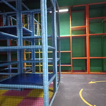 Nata Vega AVM Oyun Alanları Birleştirilmeli