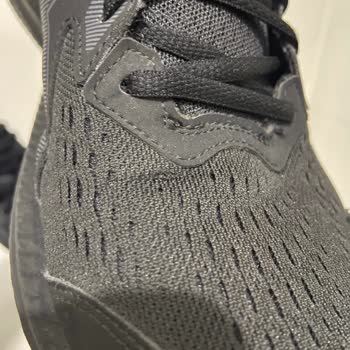Asics Koşu Ayakkabısı File Yırtılması.