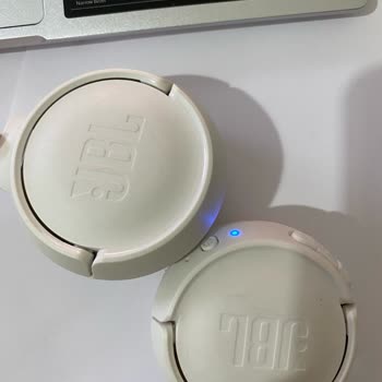 1700 TL'lik JBL Kulaklığın 2 Ayda Çatlaması