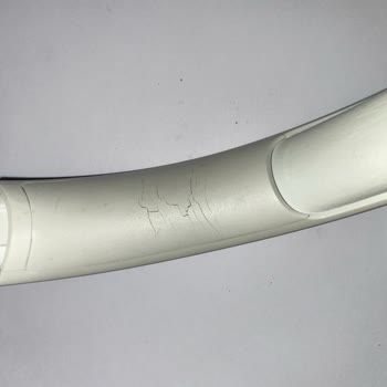 1700 TL'lik JBL Kulaklığın 2 Ayda Çatlaması