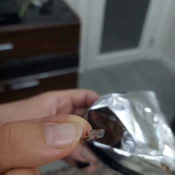Eti Gıda Eti Brownie İntense'in İçinden Plastik Parça Çıktı