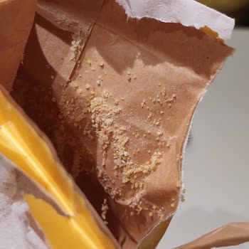 Sadıkoğlu İrmikte Kelebek Larvası...