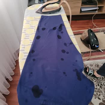 Philips Buhar Kazanlı Ütü Su Damlatması