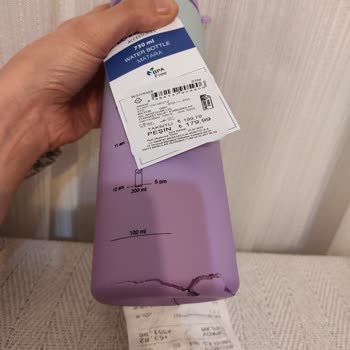 LC Waikiki Plastik Suluk Bir Günde Kırıldı