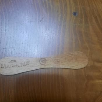 Magnum Dondurma Çubukları Üzerindeki Tırtıklı Kesici Oluşumlar