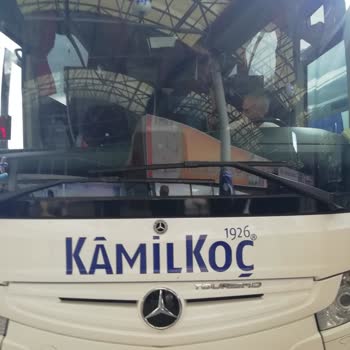 Kamil Koç Muavinin Yolcu Ve Yakınına Bagaj Yerleştirme Konusunda Hakaret Etmesi