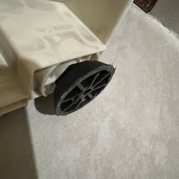 Migros'tan Aldığım Hoover Marka Kurutma Makinesi Alt Kısmında Kırılma