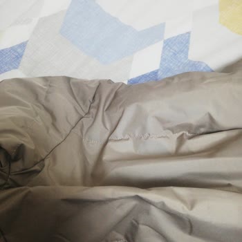 LC Waikiki Şişme Mont Yıkama Sonrası Elyaf Olan Bölgelerde Boşluk Oluşması