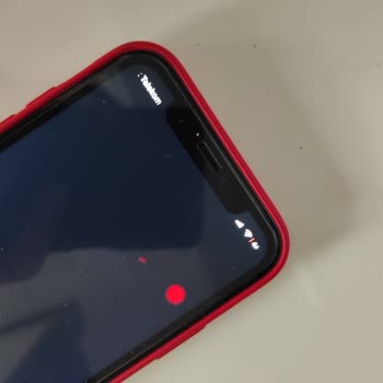 Apple Garanti Hizmeti ( Ekran Da Leke Oluşumu Mevcut )