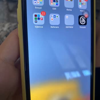 Apple Garanti Hizmeti ( Ekran Da Leke Oluşumu Mevcut )