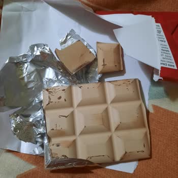 Şok Marketler Sütlü Çikolata Bozuk