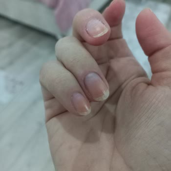 Flormar Oje Tırnakta Turunculuk Bırakıyor