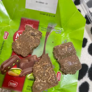 Nestle Tarihi Geçmemesine Bozuk Çıkan Çikolata