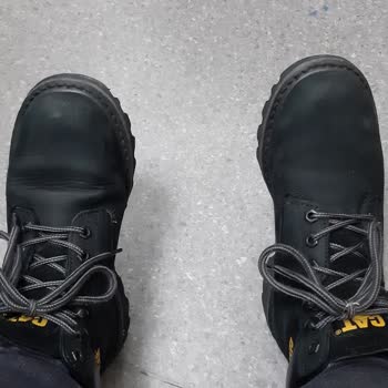 Bambi Ayakkabı Hatalı Ürünün Değiştirilmesini İstemekteyim.