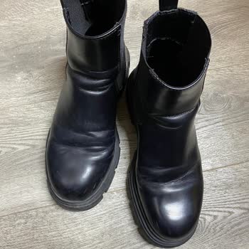 Zara'dan Aldığım Botların Aşırı Kalitesizliği