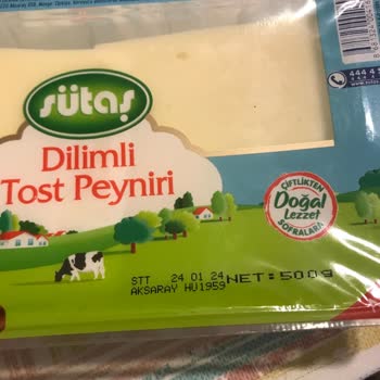 Sütaş Kaşar Peynirinin Dolapta Küflenmesi