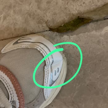 Asics 2 Aylık Kullanımda Burun Ezilmesi