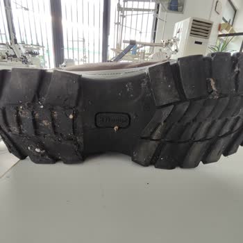 Scooter Ayakkabı Sıfır Gibi Scooter Botun Tabanı Parçalandı