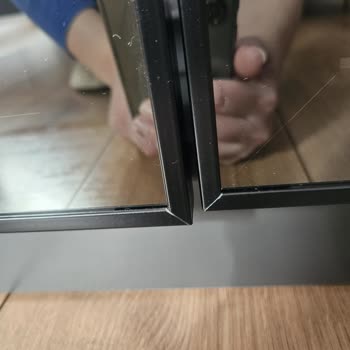 Engince Yaşam Alanları Gardırop Kapak Arızası Ve Servis Sorunu