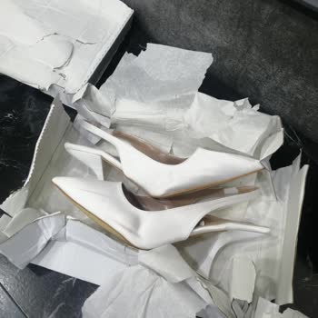 Sürat Kargo Kargo Şirketinin Paket Hasarı Ve İade Sorunu