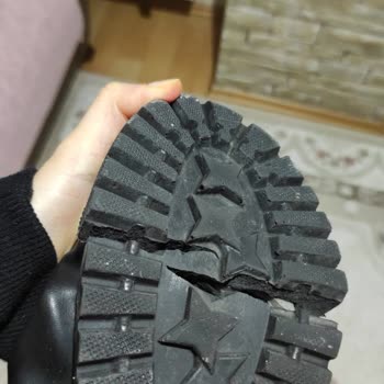 Meral Özgenç Kalitesiz Ve Sattığı Ürünün Arkasında Asla Değiller