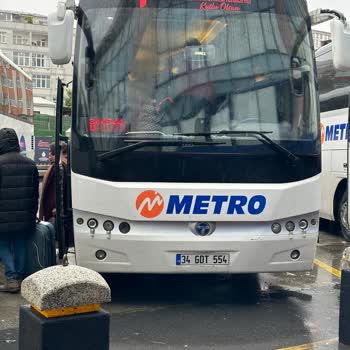 Metro Turizm Bozuk Araç 7 Saat Suren Mağduriyet...