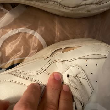 Bershka Ayakkabılar 3. Ay Da Paramparça Oldu