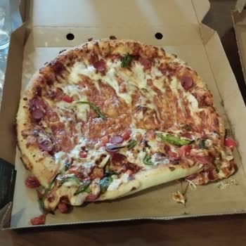 Pizza Hut Paketleme Problemi Ve İlgilenen Yok