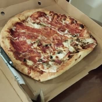 Pizza Hut Paketleme Problemi Ve İlgilenen Yok