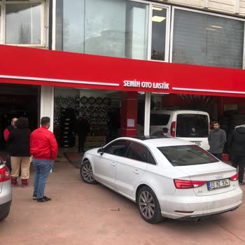 Petlas Lastik Bekletip Hizmet Alamadım!