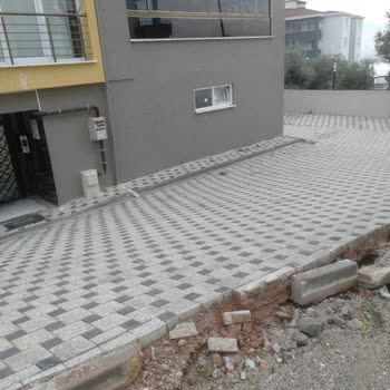 Osmangazi Belediyesi Asfaltlama Çalışmalarında Asfalt Henüz Atılmadı