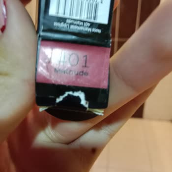 Note Cosmetics Rujun Rengi İle Kapak Renginin Farklı Olması