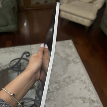 Apple İPad 10. Nesil Yamuldu