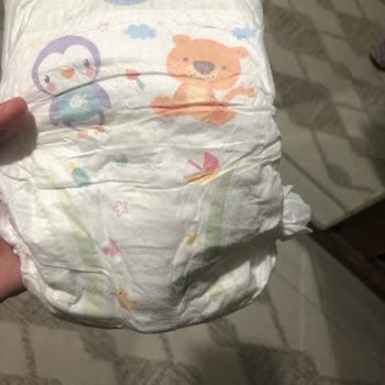 Molfix Bezin İç Pamuğu Parça Parça Ve Islaklık Göstergesi Yok