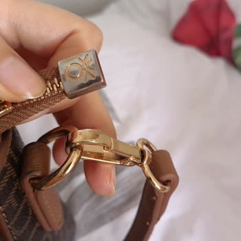 Benetton Çanta Kalitesizliği. Ürünün Arkasında Durmama.