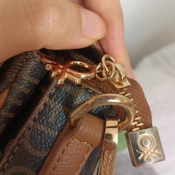 Benetton Çanta Kalitesizliği. Ürünün Arkasında Durmama.