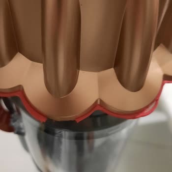 Dyson V 12 Sünger Kısmın Soyulması