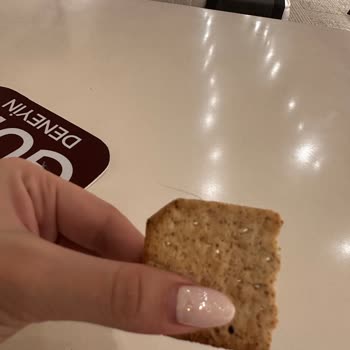 Ülker Altınbaşak Light Kıl Çıktı