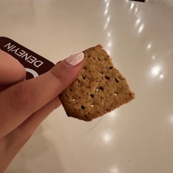 Ülker Altınbaşak Light Kıl Çıktı
