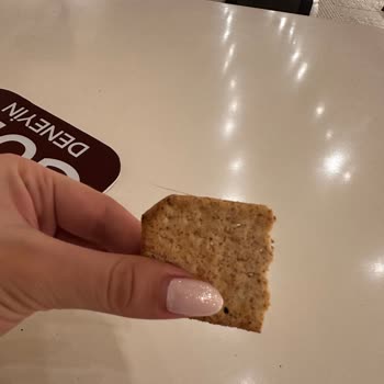 Ülker Altınbaşak Light Kıl Çıktı