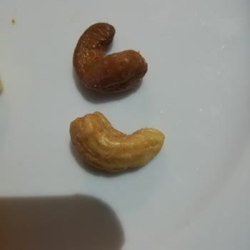 Çerezya Yanık Halde Satılan Kaju