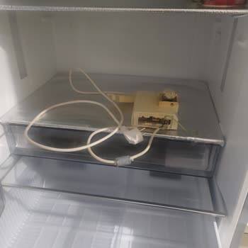 Arçelik Yetkili Servis Elemanları Ayrı Ayrı Teşhis Koyuyor.