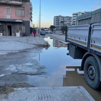 İzmir Büyükşehir Belediyesi Yol Şikayeti