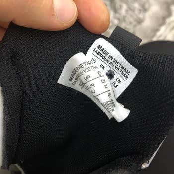 Shoeday Butik Gönderdikleri Ürünün Aldığım Ürünle Alakasızlığı Ve Kusurları