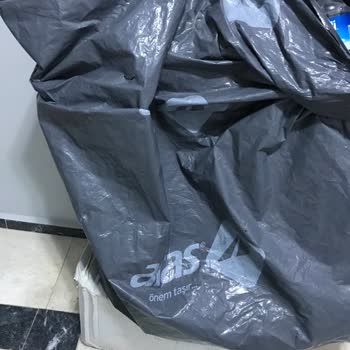 Aras Kargo İle Gelen Deri Ceketimin Yanması