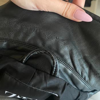 Zara Deri Ceket Soyulması