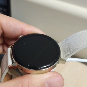 Huawei Ekran Camı Çok Çabuk Çatlıyor Fiyatında Saatle Aynı